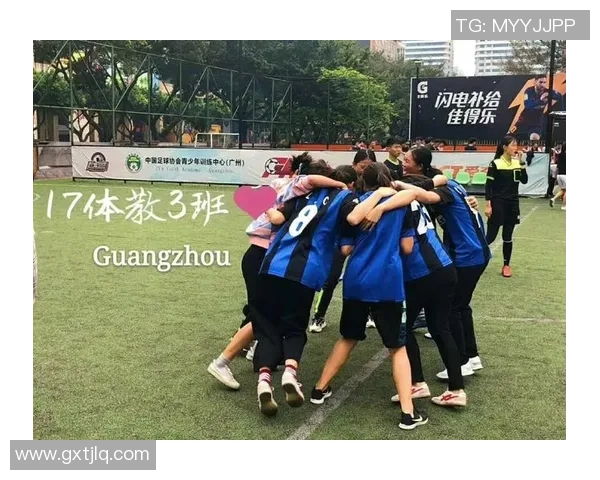 耐克携手众多顶级足球巨星共创绿茵赛场激情与荣耀